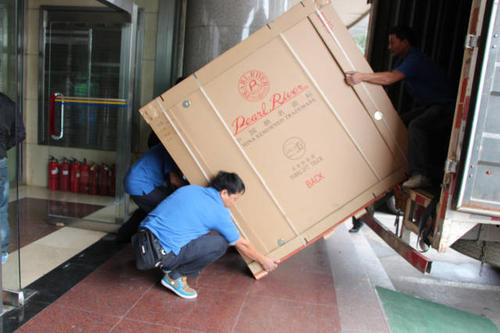 宏伟钢琴贵重工艺品无忧运